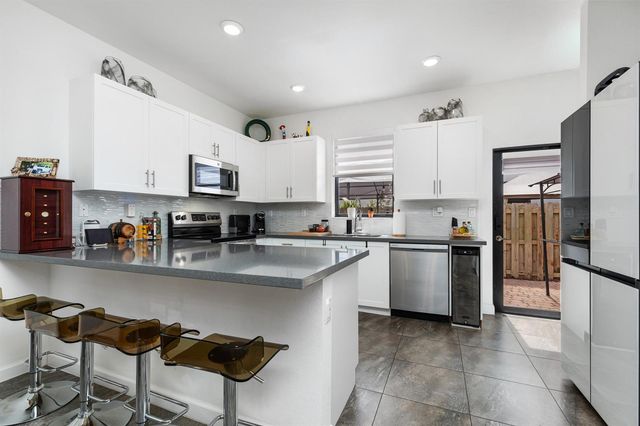 2820 SW 17th Avenue, Fort Lauderdale, FL 33315