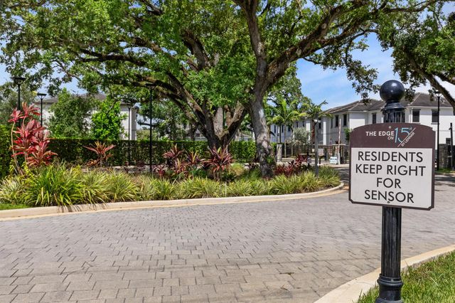2820 SW 17th Avenue, Fort Lauderdale, FL 33315