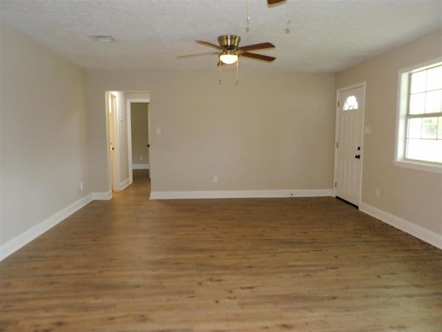 2672 N Perkins Ferry Road, Lake Charles, LA 70611