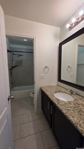 4902 EAGLE VALLEY ST, Schertz, TX 78108