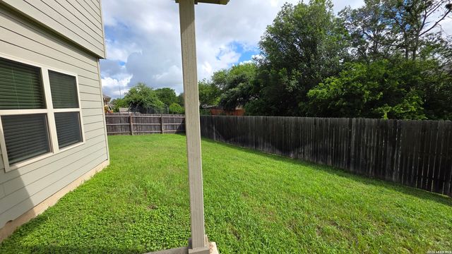 4902 EAGLE VALLEY ST, Schertz, TX 78108