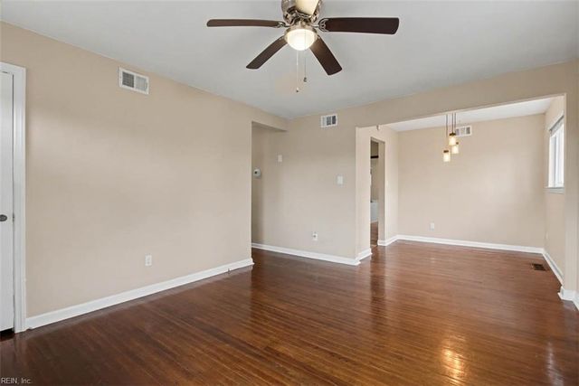 5401 Beckner ST, Norfolk, VA 23509