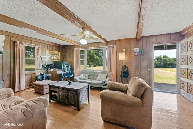 8807 Hwy 282, Alma, AR 72921
