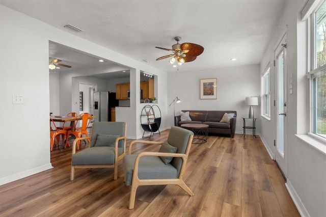 900 LAKE JESSIE DRIVE, Winter Haven, FL 33881