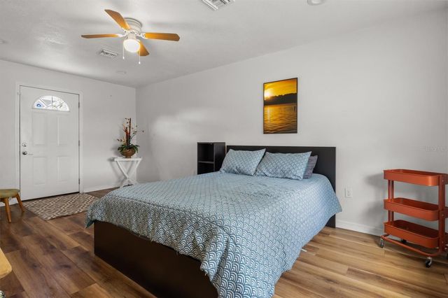 900 LAKE JESSIE DRIVE, Winter Haven, FL 33881