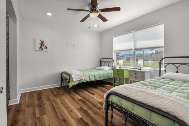 900 LAKE JESSIE DRIVE, Winter Haven, FL 33881