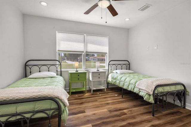 900 LAKE JESSIE DRIVE, Winter Haven, FL 33881