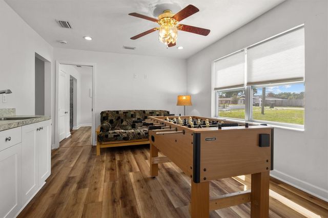 900 LAKE JESSIE DRIVE, Winter Haven, FL 33881