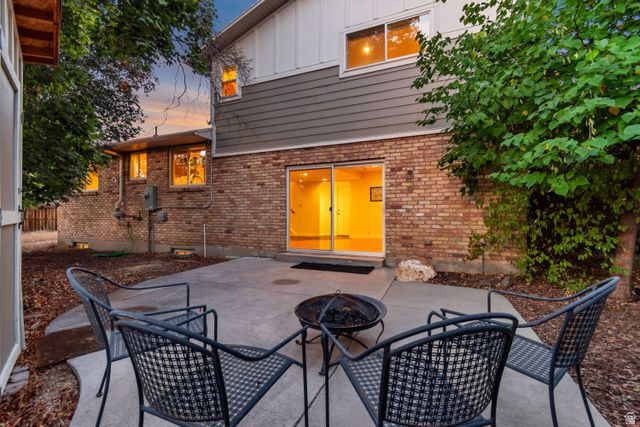 9192 SHAD LN, Sandy, UT 84093