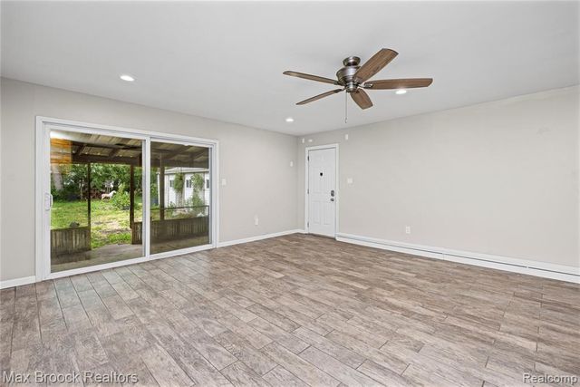 30066 Bock Street, Garden City, MI 48135