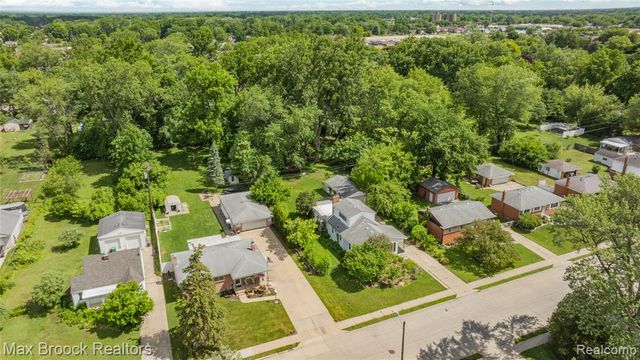 30066 Bock Street, Garden City, MI 48135