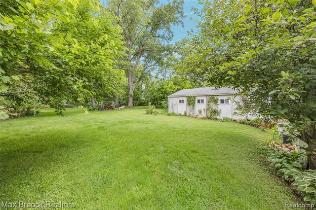 30066 Bock Street, Garden City, MI 48135