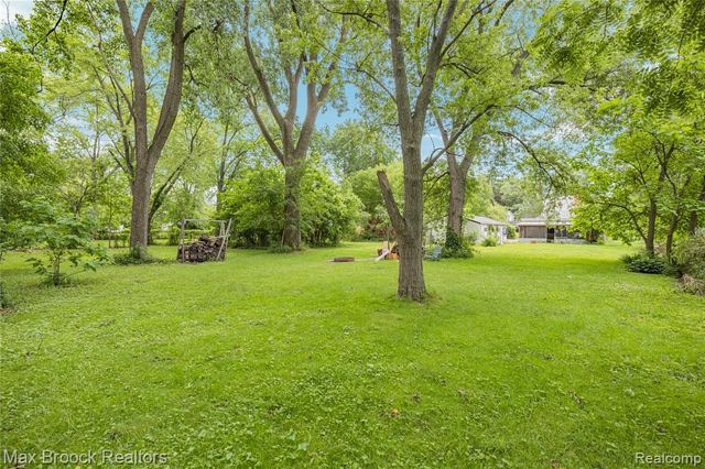 30066 Bock Street, Garden City, MI 48135