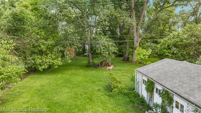 30066 Bock Street, Garden City, MI 48135