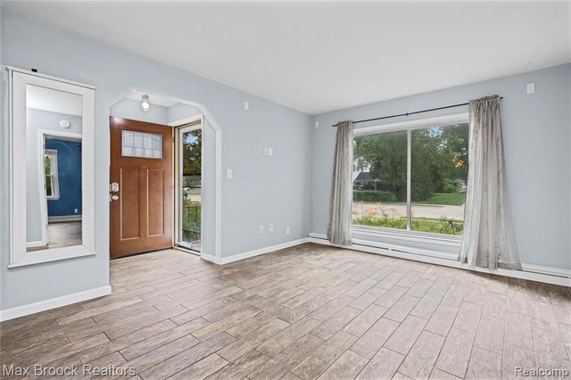 30066 Bock Street, Garden City, MI 48135