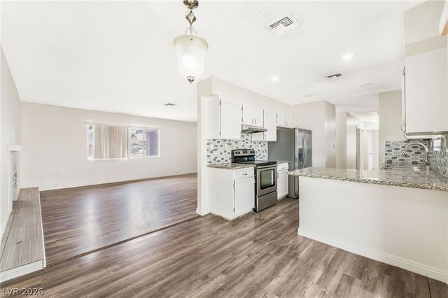4960 MOHAVE Avenue, Las Vegas, NV 89104