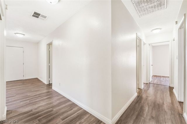 4960 MOHAVE Avenue, Las Vegas, NV 89104