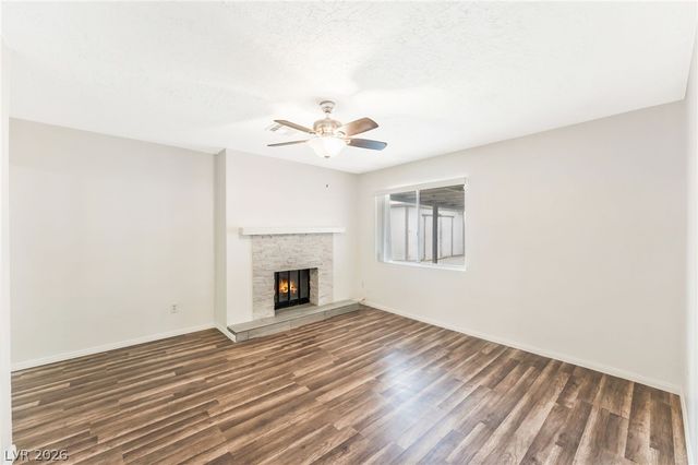4960 MOHAVE Avenue, Las Vegas, NV 89104