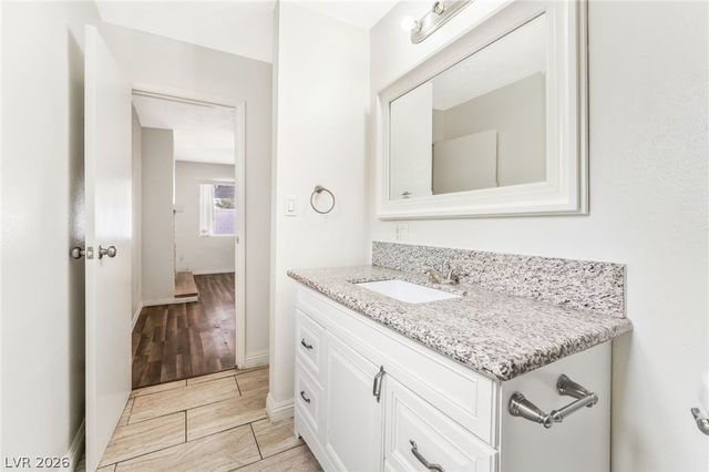 4960 MOHAVE Avenue, Las Vegas, NV 89104