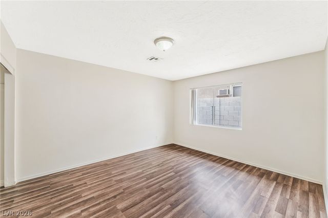 4960 MOHAVE Avenue, Las Vegas, NV 89104