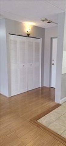 46 Cochituate Rd 106, Framingham, MA 01701