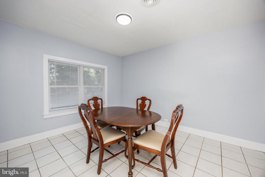 Image 15 of property listing at 122 PRISCILLA ST, Salisbury, MD 21804