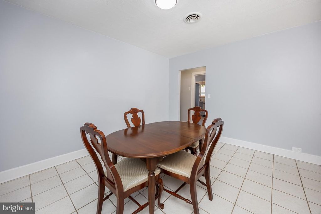 Image 17 of property listing at 122 PRISCILLA ST, Salisbury, MD 21804