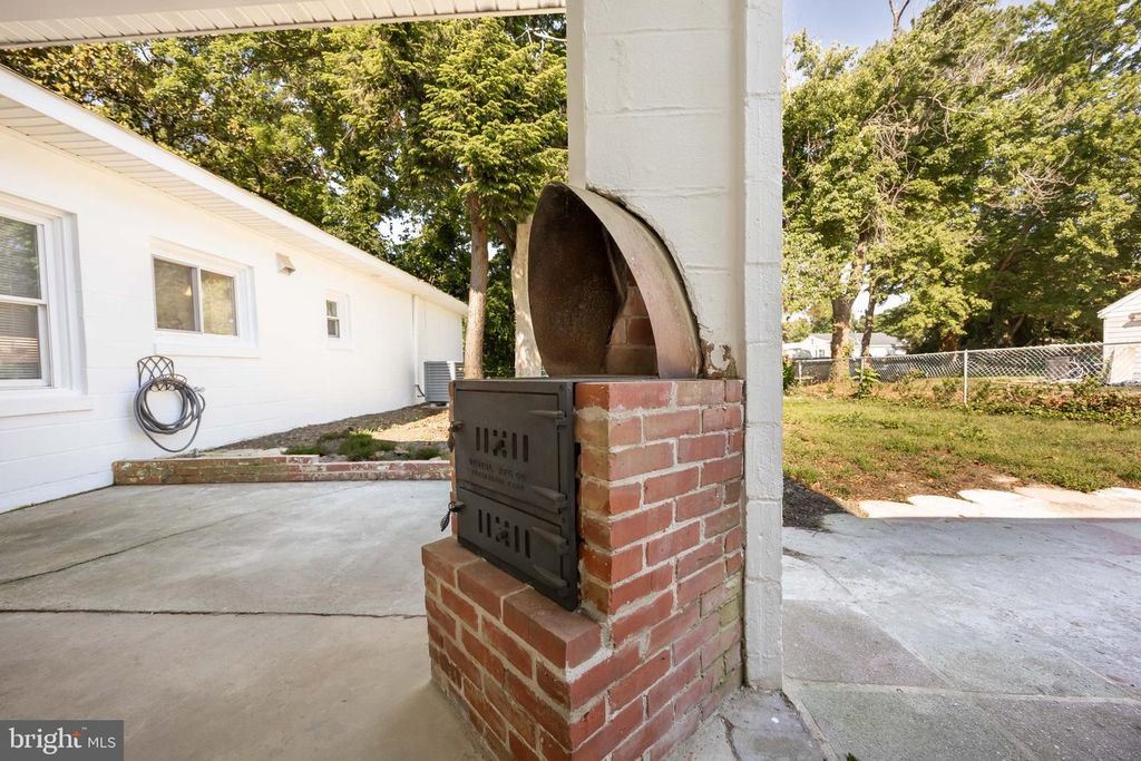Image 54 of property listing at 122 PRISCILLA ST, Salisbury, MD 21804