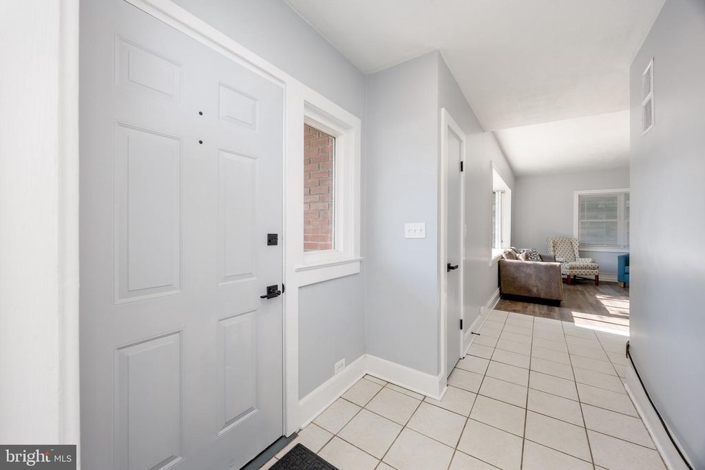 Image 8 of property listing at 122 PRISCILLA ST, Salisbury, MD 21804