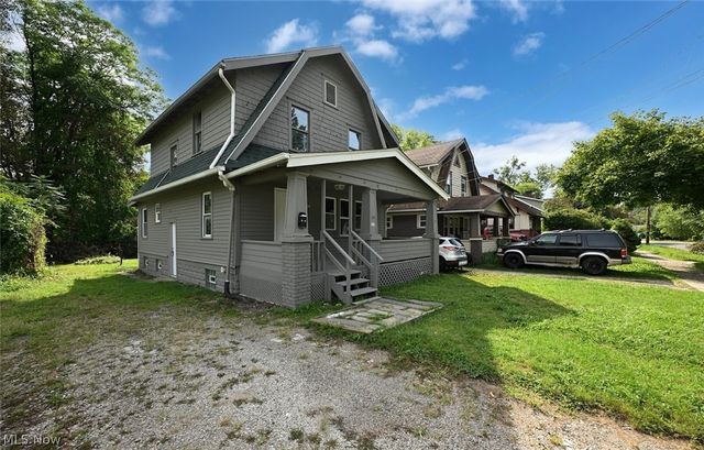 1313 Manchester Road, Akron, OH 44319