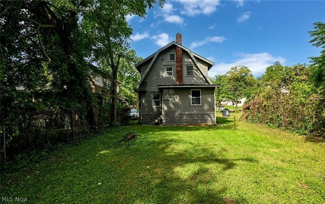 1313 Manchester Road, Akron, OH 44319