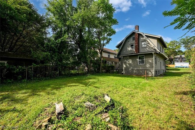 1313 Manchester Road, Akron, OH 44319