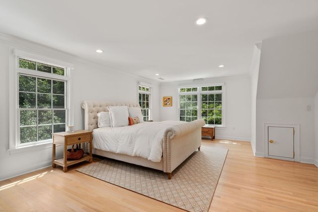 344 Boylston Street A, Newton, MA 02459