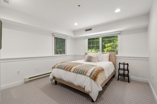 344 Boylston Street A, Newton, MA 02459