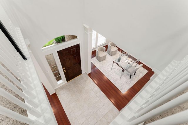 22 Crestview Trail, Houston, TX 77082