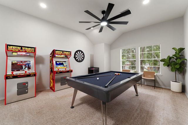 22 Crestview Trail, Houston, TX 77082