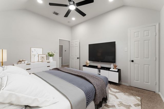 22 Crestview Trail, Houston, TX 77082