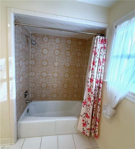 1413 W Little Neck RD, Virginia Beach, VA 23452