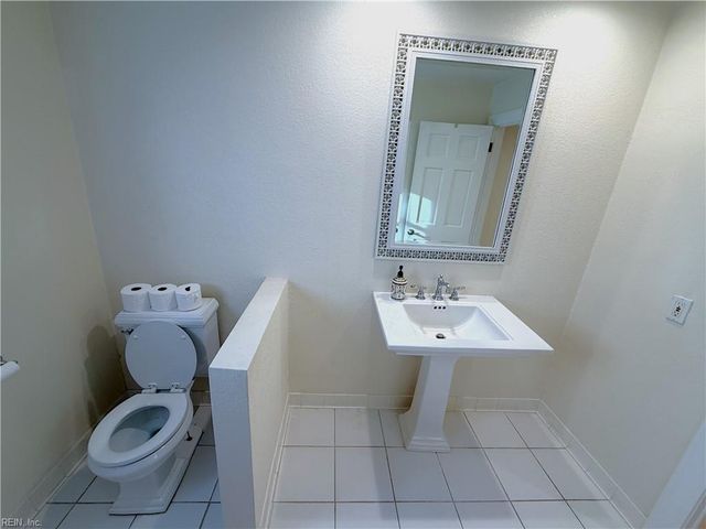 1413 W Little Neck RD, Virginia Beach, VA 23452