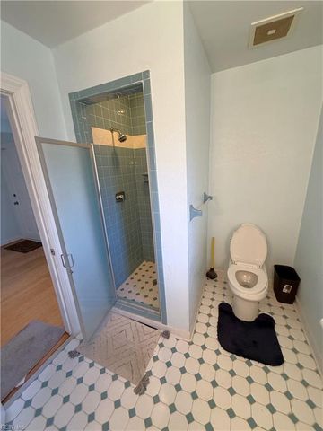 1413 W Little Neck RD, Virginia Beach, VA 23452