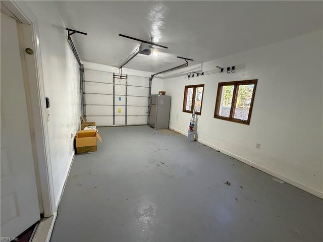 1413 W Little Neck RD, Virginia Beach, VA 23452