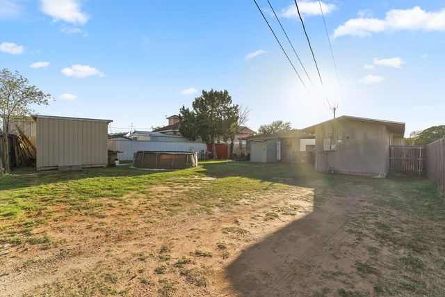 2742 Kay Ave, Odessa, TX 79762