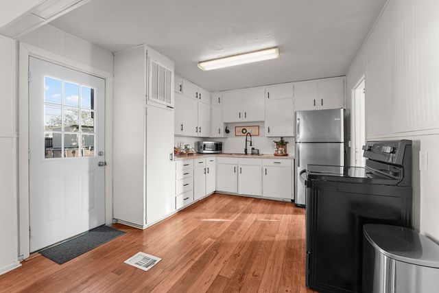 2742 Kay Ave, Odessa, TX 79762