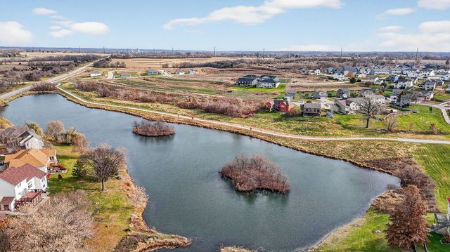 2946 Lake Hill Drive, Des Moines, IA 50320