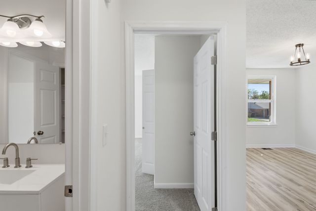 1302 Bellshire Terrace Dr, Nashville, TN 37207