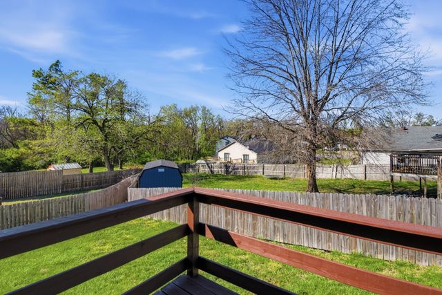 1302 Bellshire Terrace Dr, Nashville, TN 37207