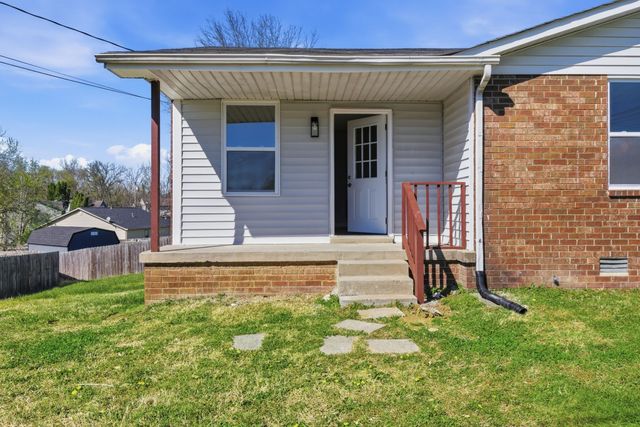 1302 Bellshire Terrace Dr, Nashville, TN 37207