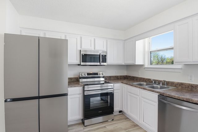 1302 Bellshire Terrace Dr, Nashville, TN 37207