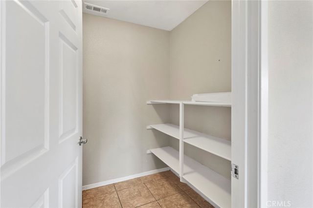 16572 Don Quijote, Victorville, CA 92395