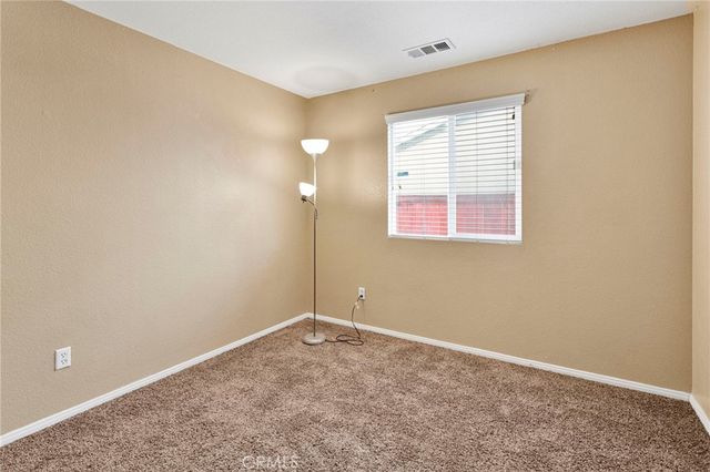 16572 Don Quijote, Victorville, CA 92395